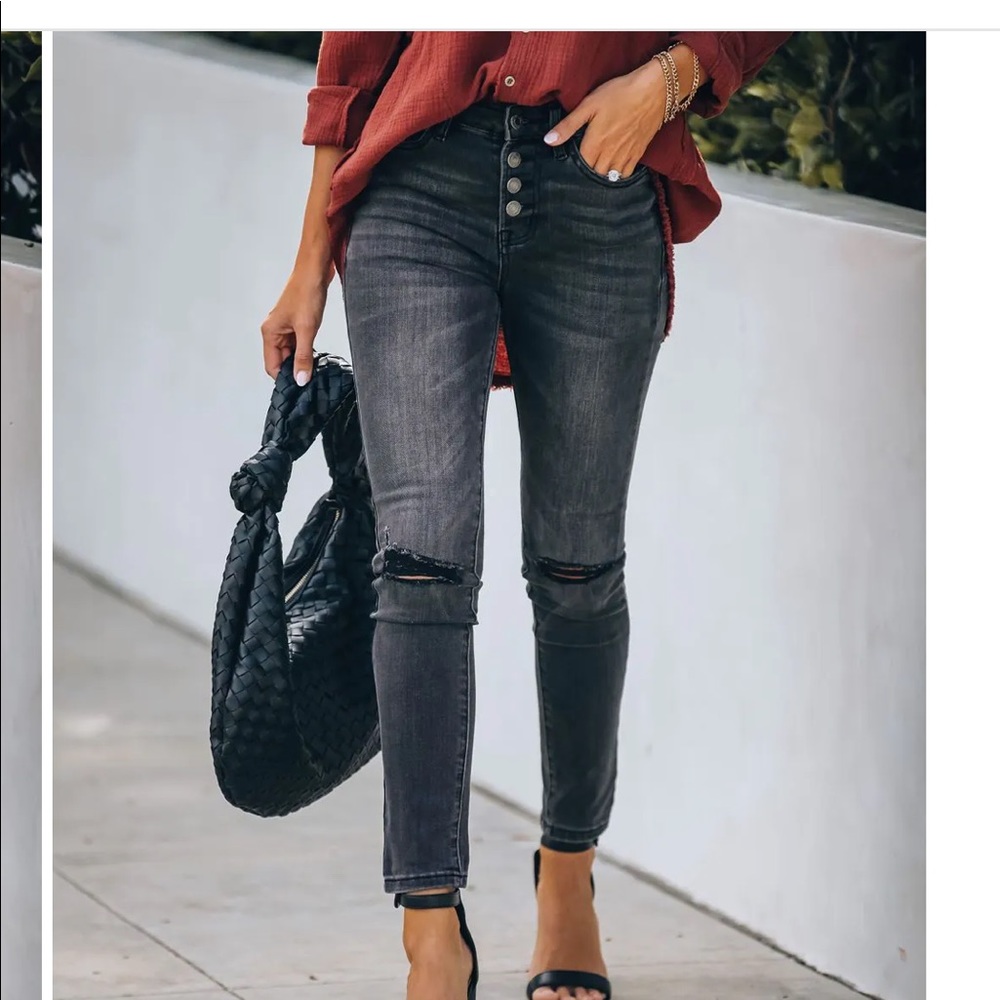 Vici jeans size 30. They were final sale.